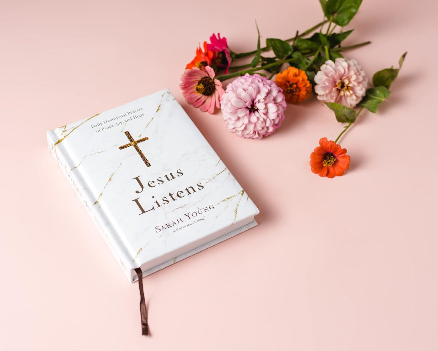 Jesus Listens: Daily Devotional Prayers of Peace, Joy, and Hope (A 365-Day Prayer Book