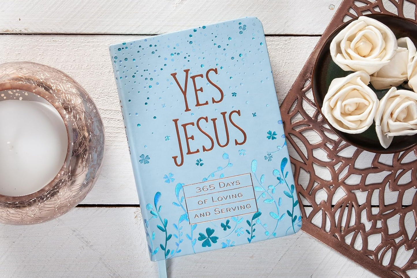 Yes Jesus: 365 Days of Loving and Serving