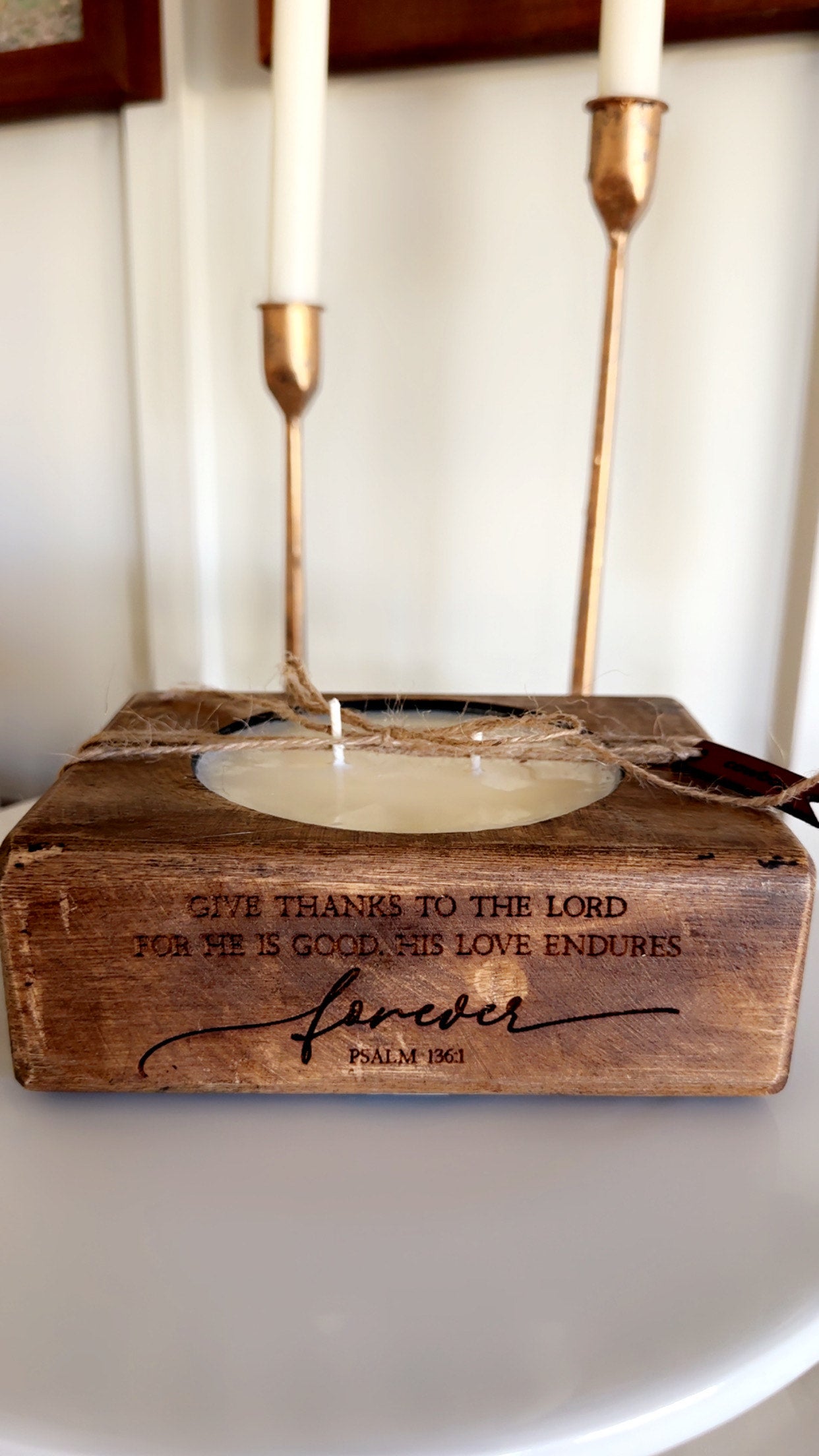 Engraved soy candle