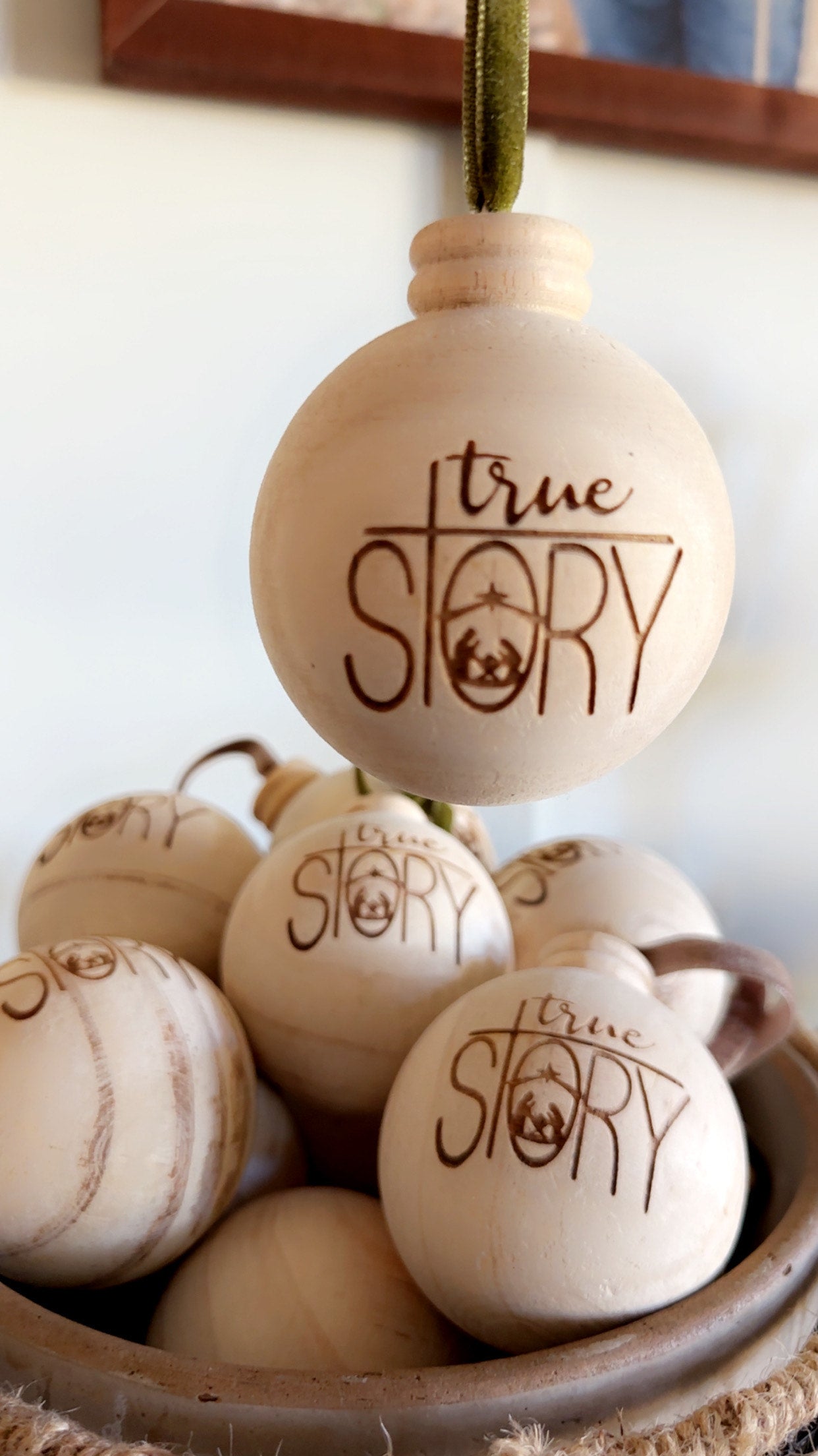 Wooden Christmas ornaments without bow