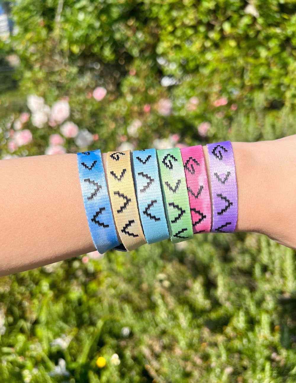 HIGHS AND LOWS TIE-DYE BRACELET
