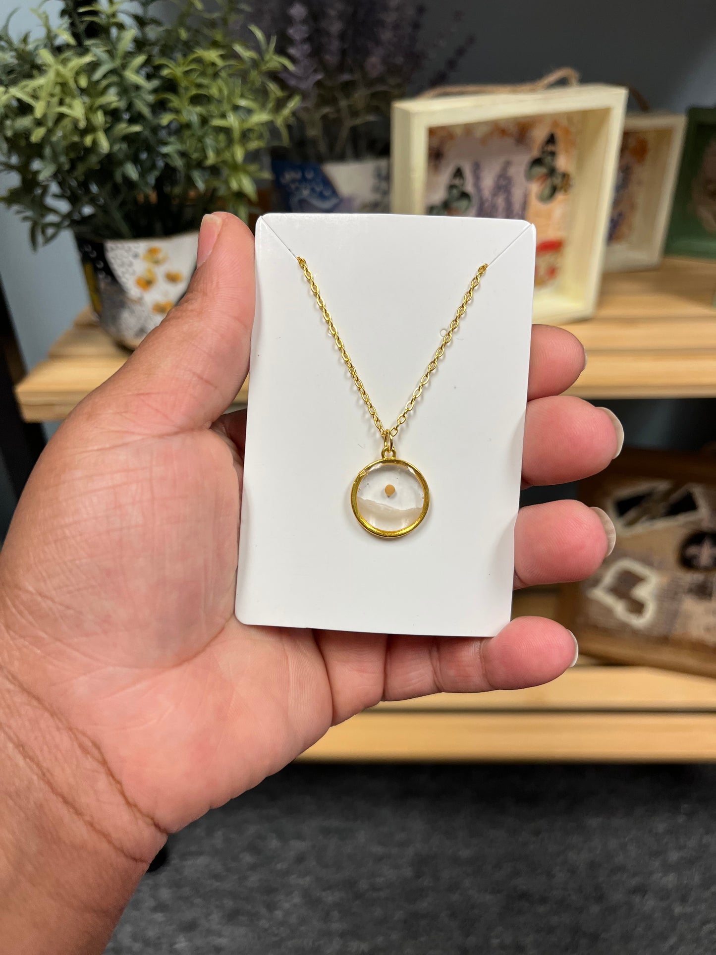 Teannscorner- Mustard seed necklace