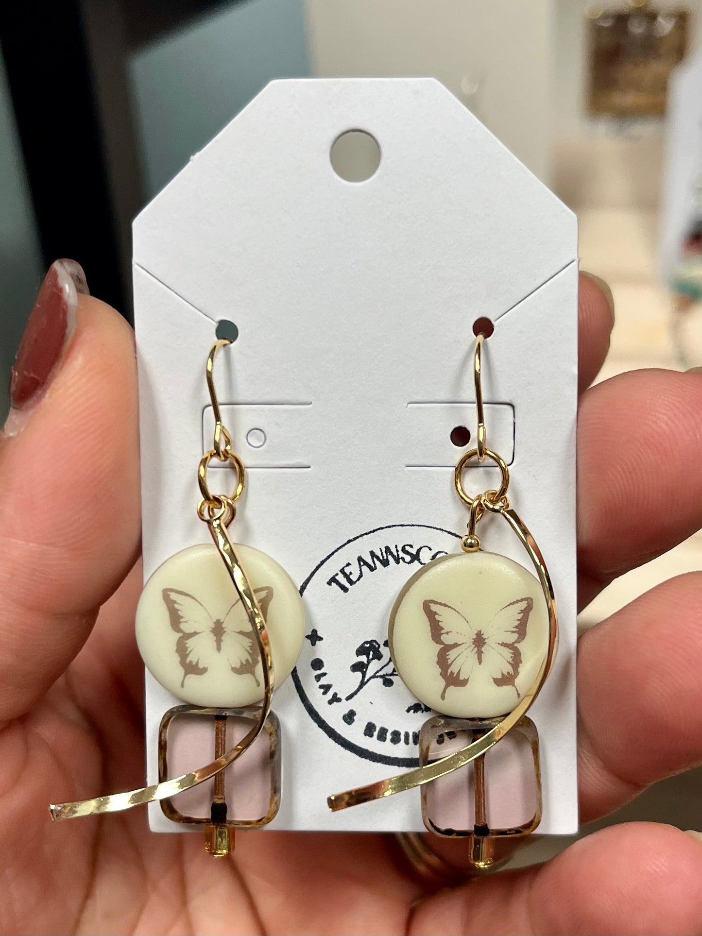 Teannscorner- gold stainless steel ivory butterfly and lavender square earrings