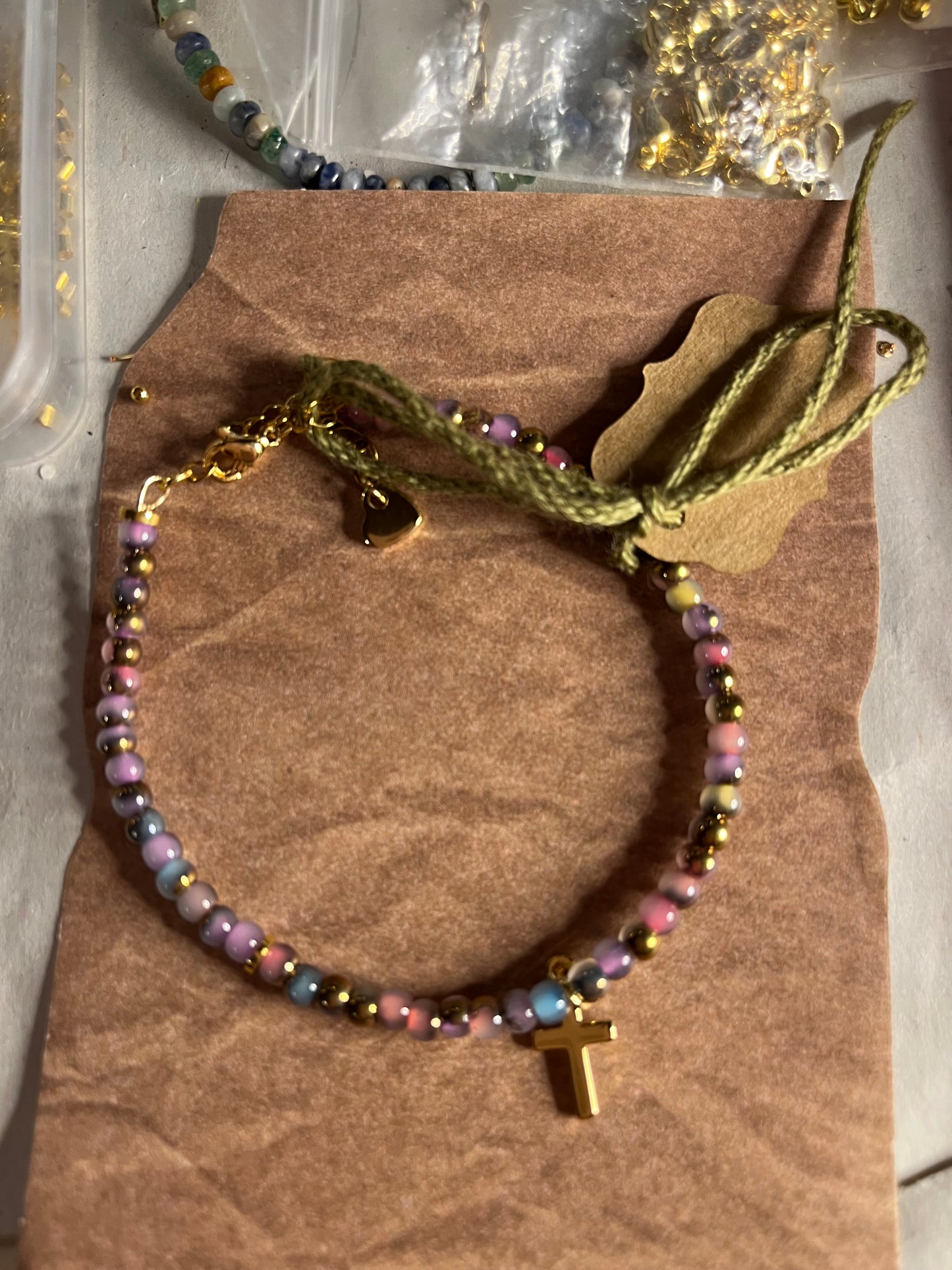 Teannscorner-Purple Pink Blue Gold Cross Beaded Bracelet $13