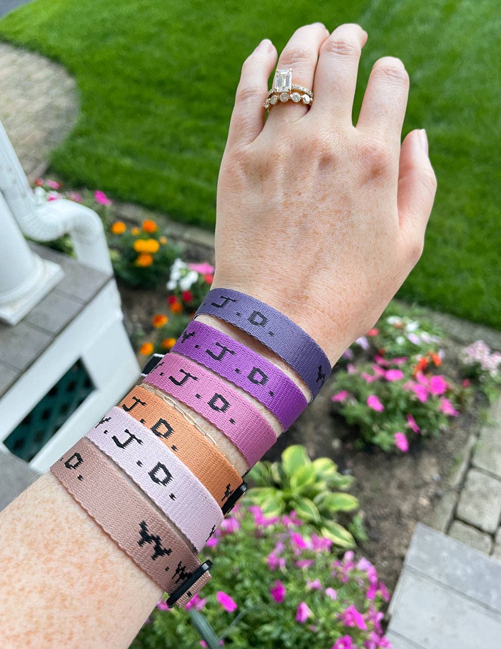 Elevated Faith - WWJD Paradise Bracelet