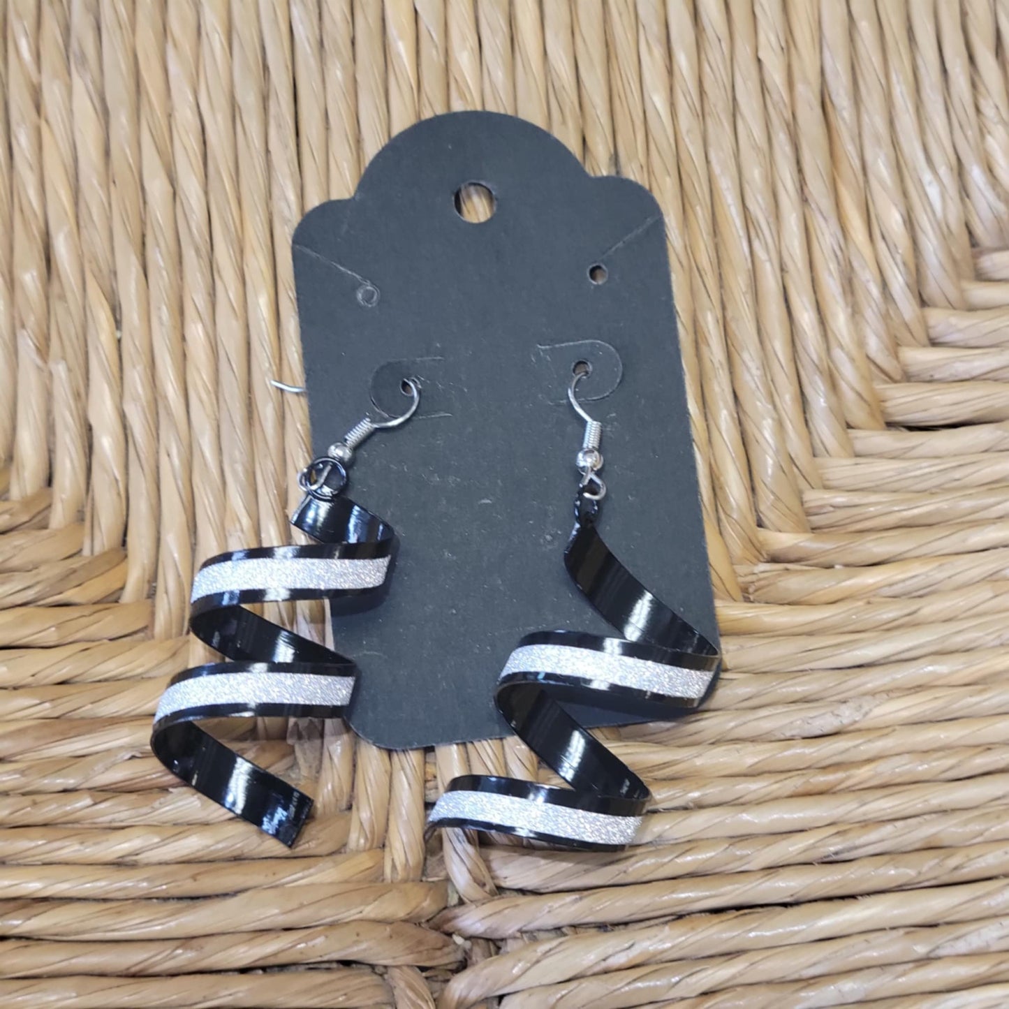 Gracefully Divine earrings