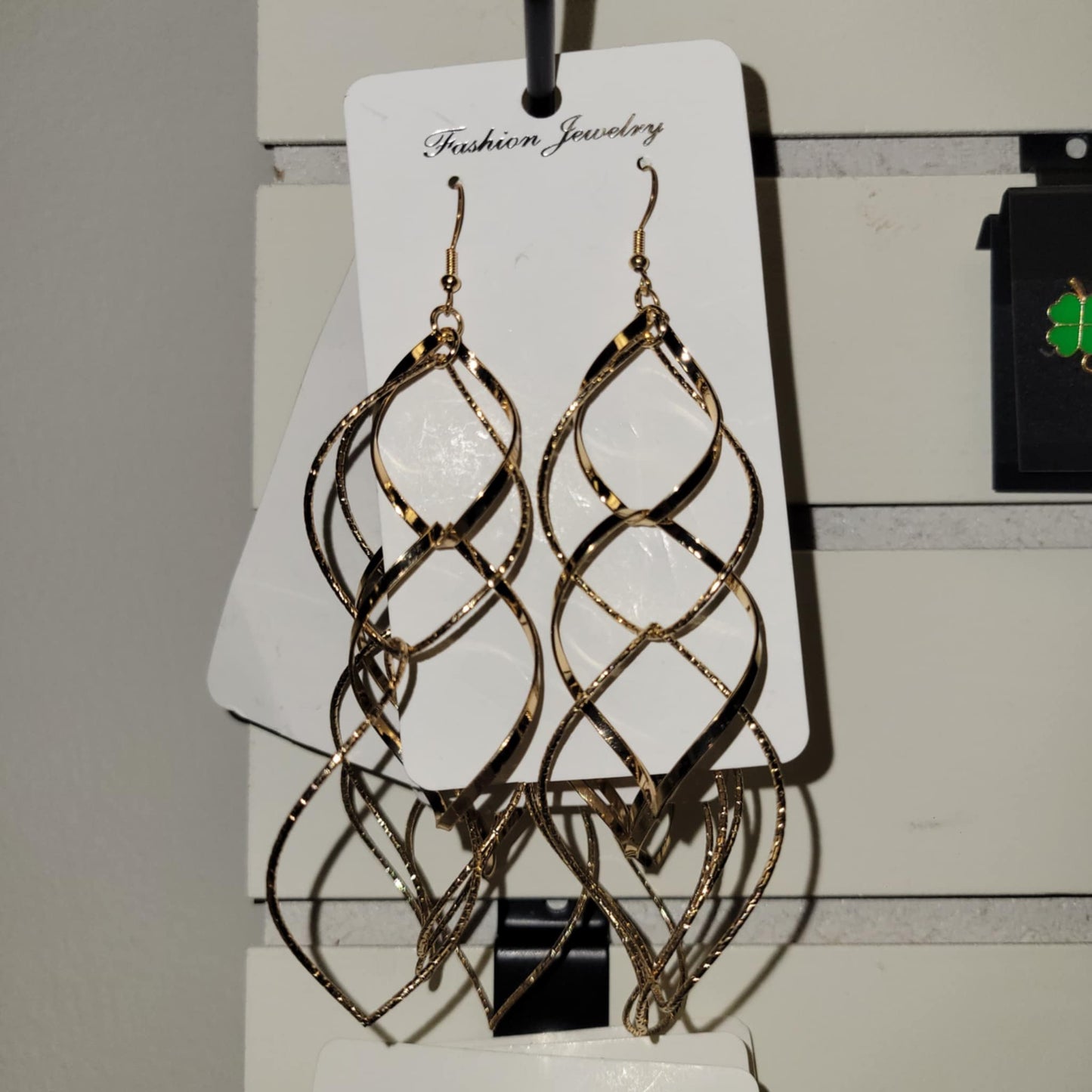 Gracefully Divine earrings