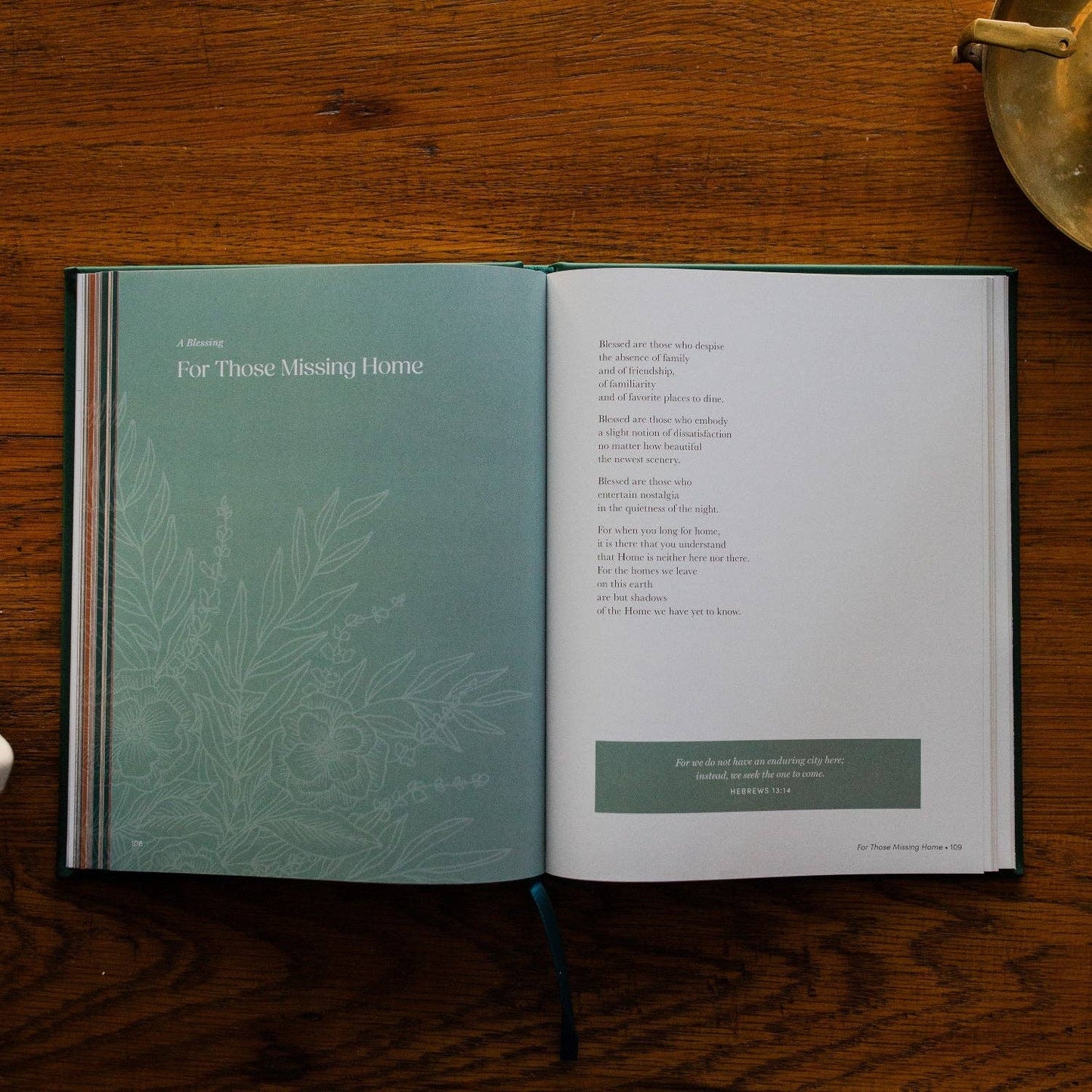 The Daily Grace Co - Draw Near to God: A Collection of Liturgies, Prayers, and Blessings