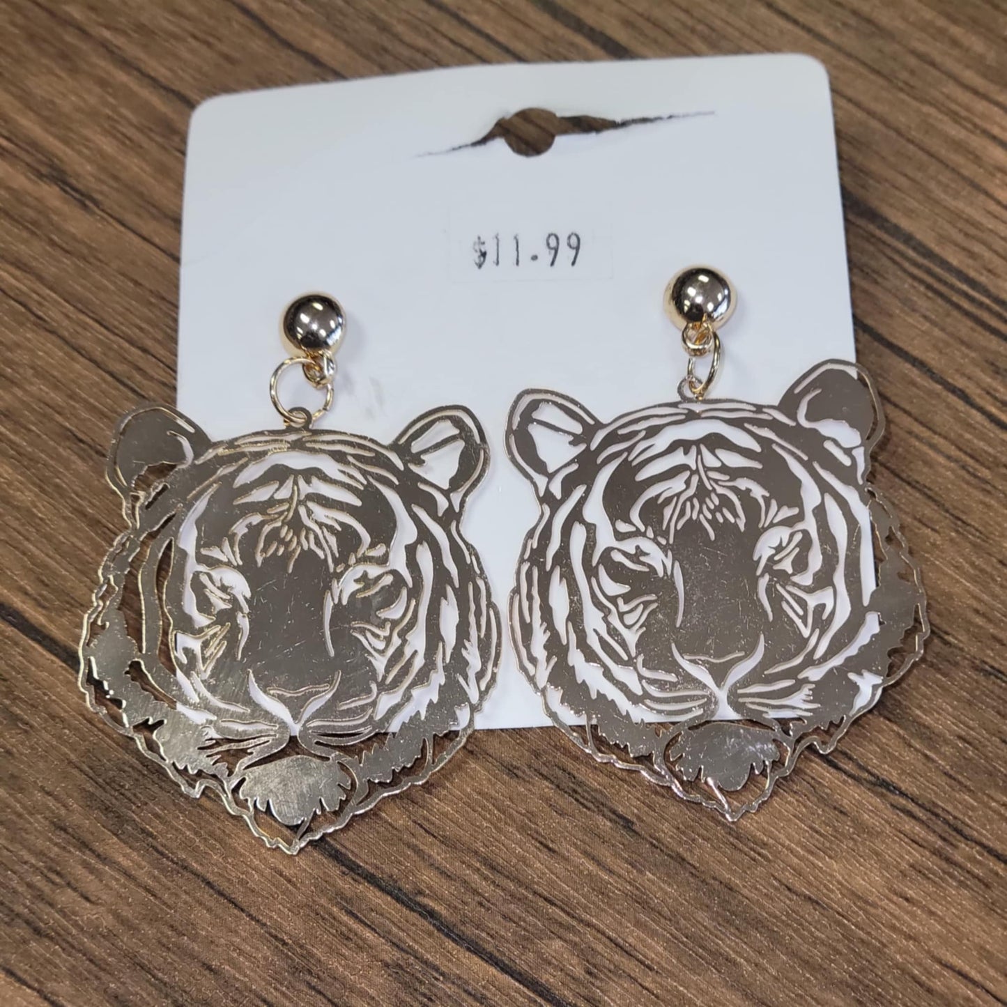 Gracefully Divine earrings