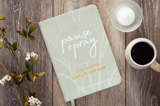 BroadStreet Publishing Group, LLC - Pause and Pray (Devotional)