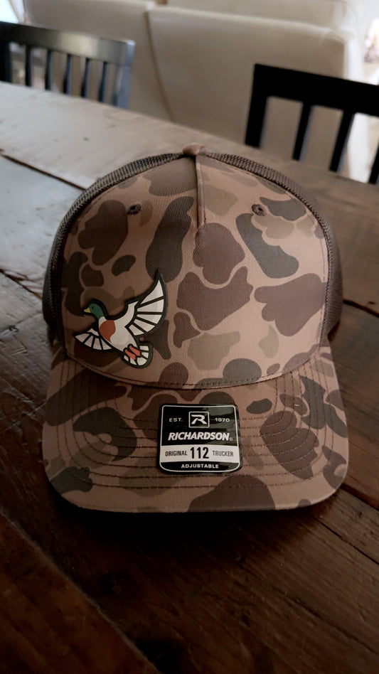 Camo hat with duck