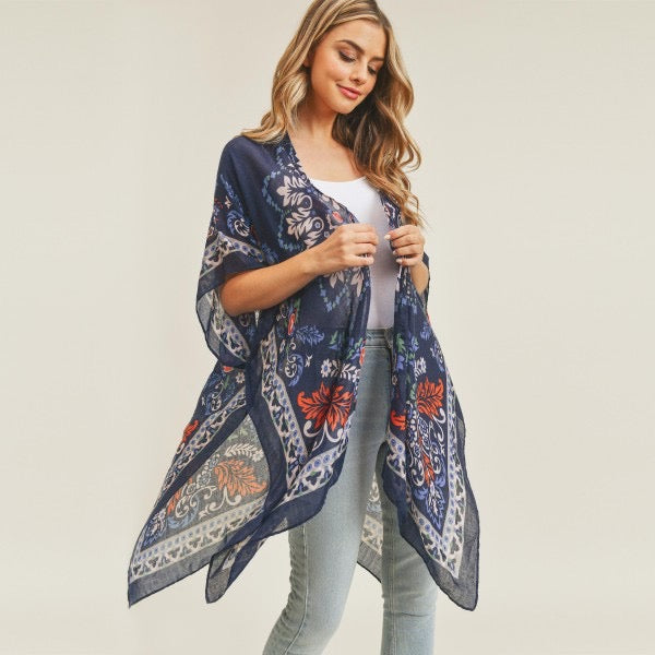 Women's Lightweight Damask Print Kimono.