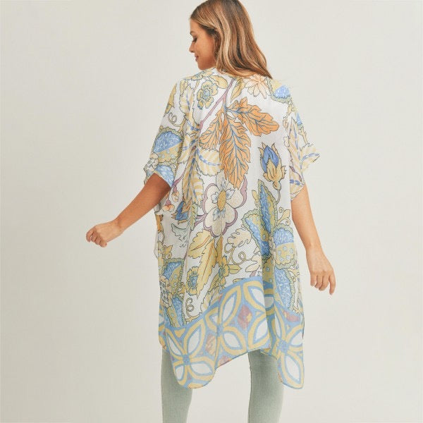 Women's Lightweight Damask Print Kimono.