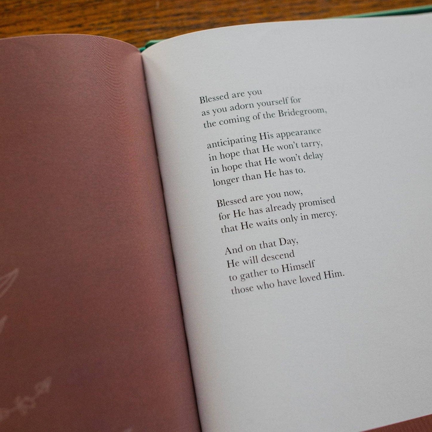 The Daily Grace Co - Draw Near to God: A Collection of Liturgies, Prayers, and Blessings