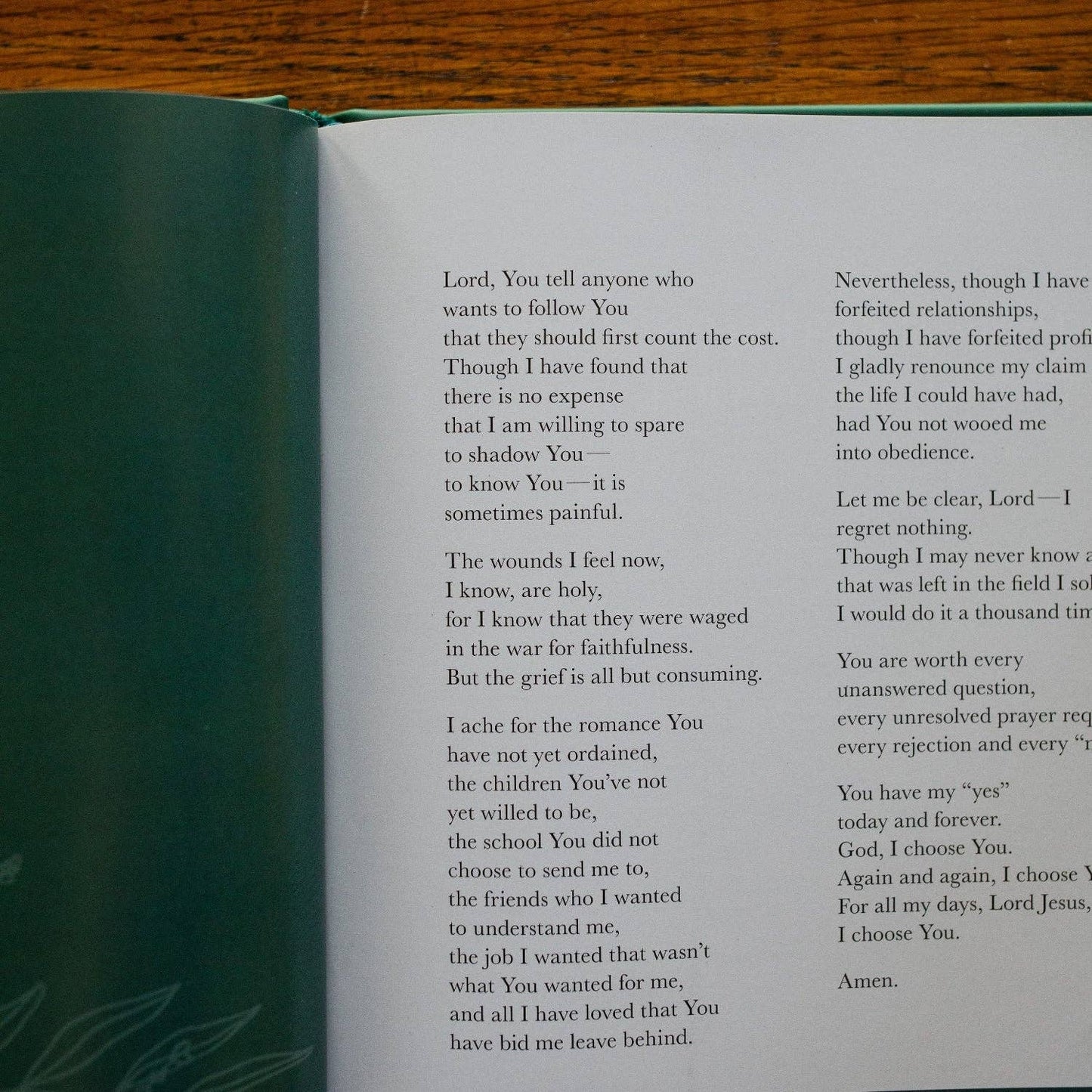 The Daily Grace Co - Draw Near to God: A Collection of Liturgies, Prayers, and Blessings
