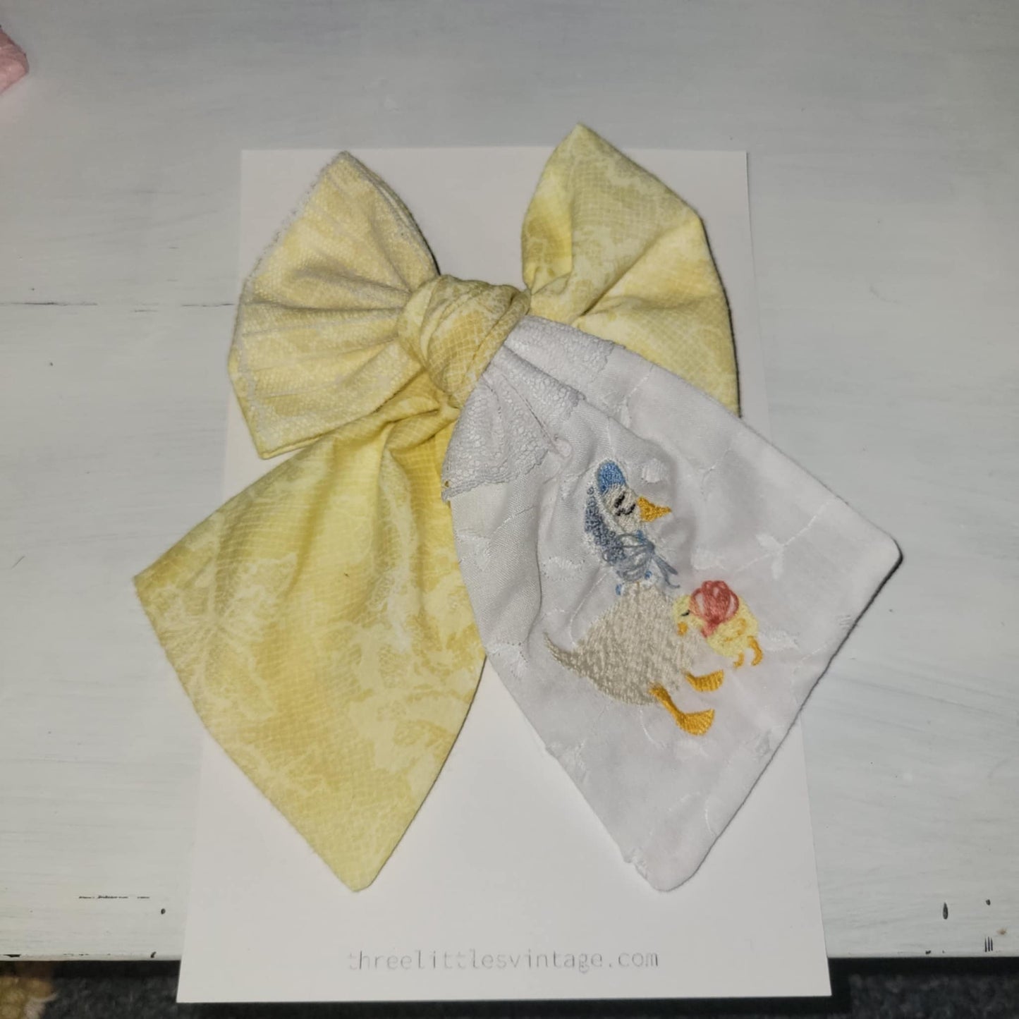 Farmhouse & Grace- Vintage Bows