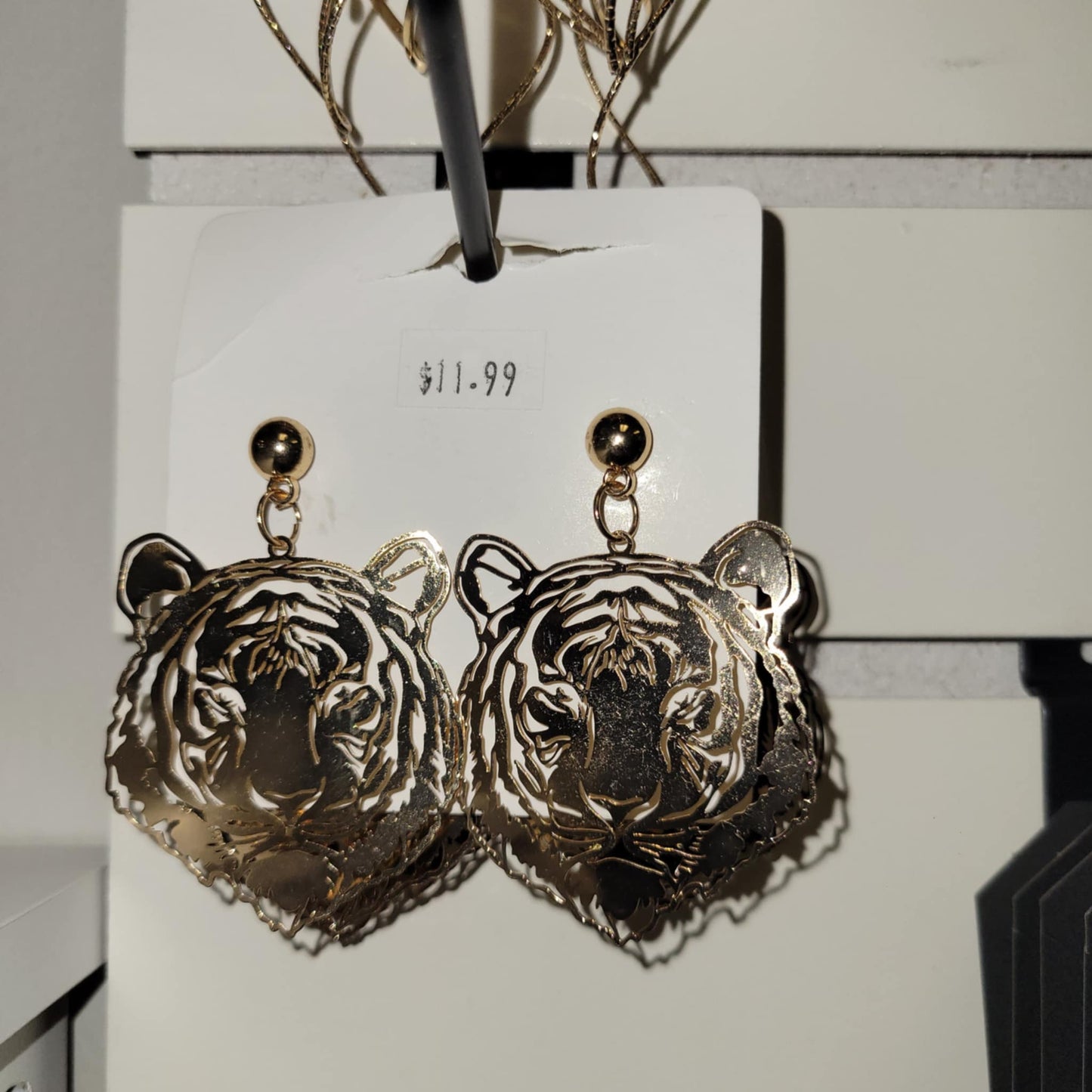 Gracefully Divine earrings