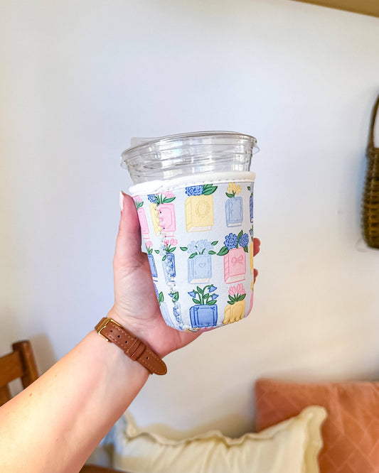 Oak Shore Collective LLC - Spring Books | Reusable Coffee Sleeve