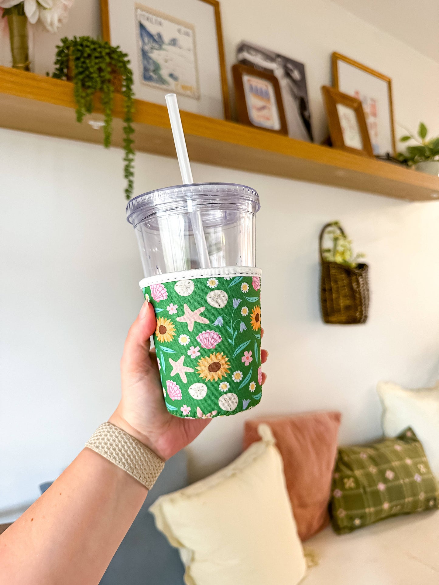Oak Shore Collective LLC - Beachside Cottage | Iced Coffee Sleeve