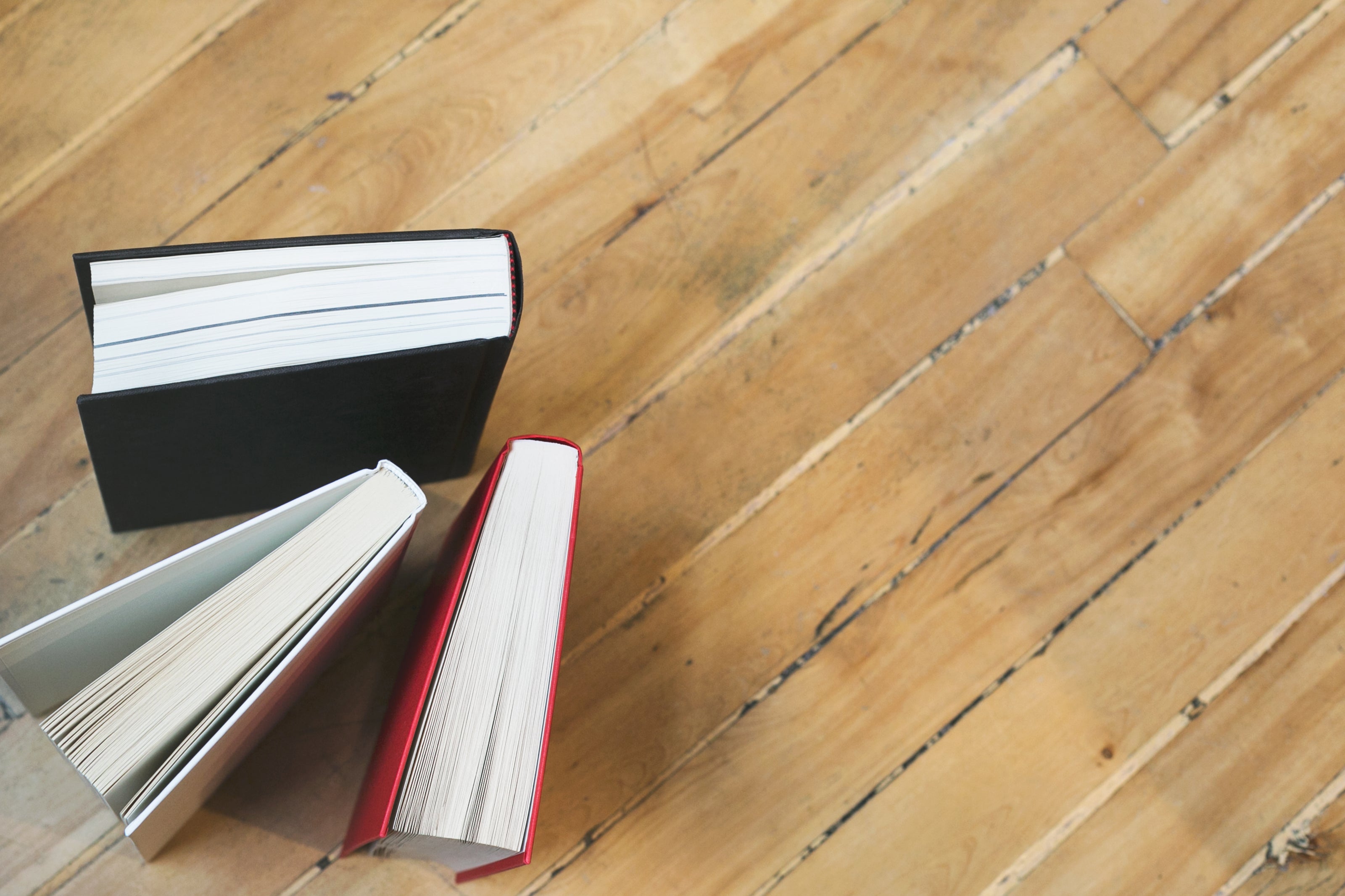 The Book Nook - Photo 4