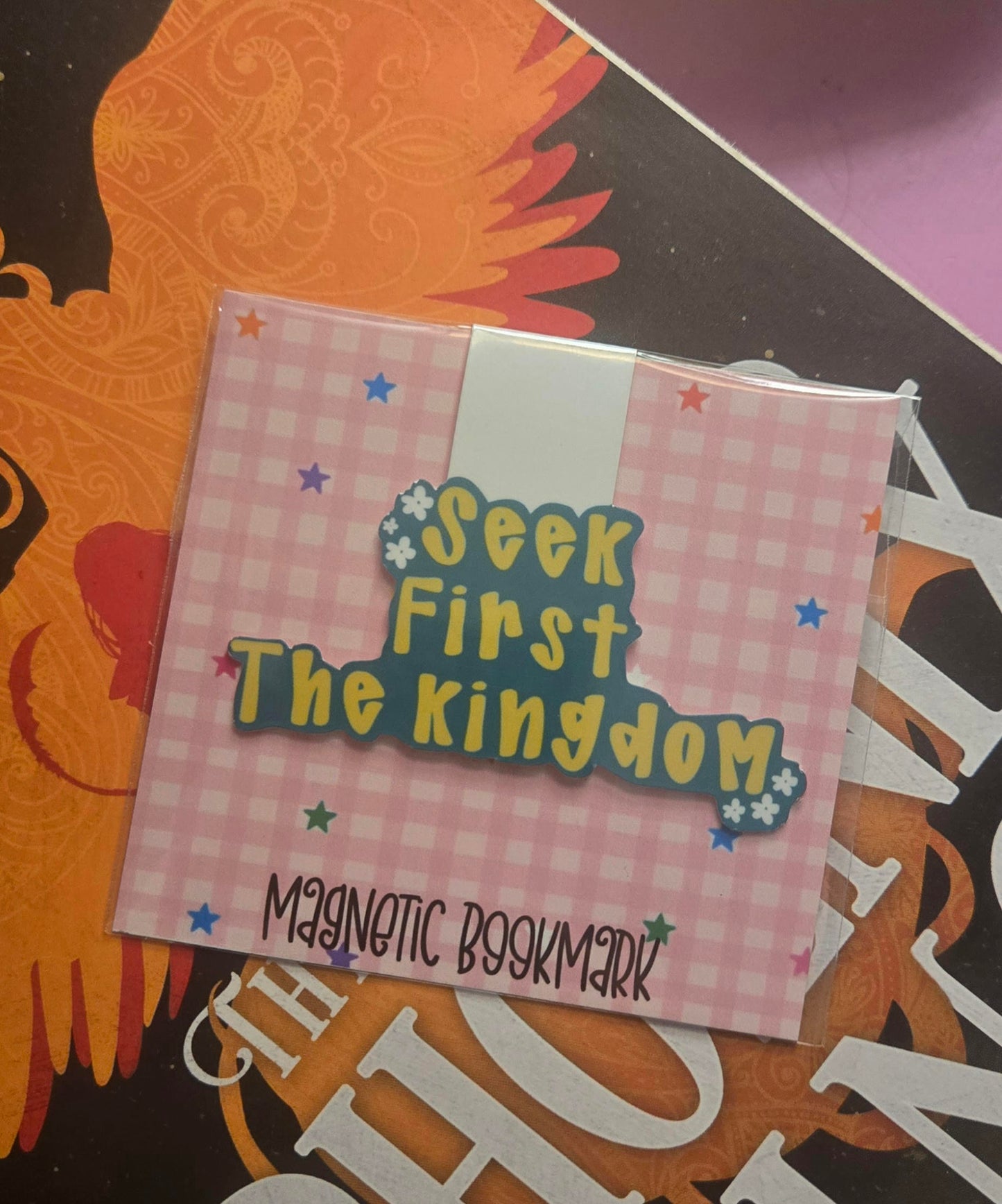 Kylees Buttons- Magnetic Bookmarks