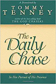 Daily Chase: In Hot Pursuit of His Presence Hardcover