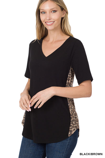 CONTRAST SIDE PANEL LEOPARD V-NECK TOP